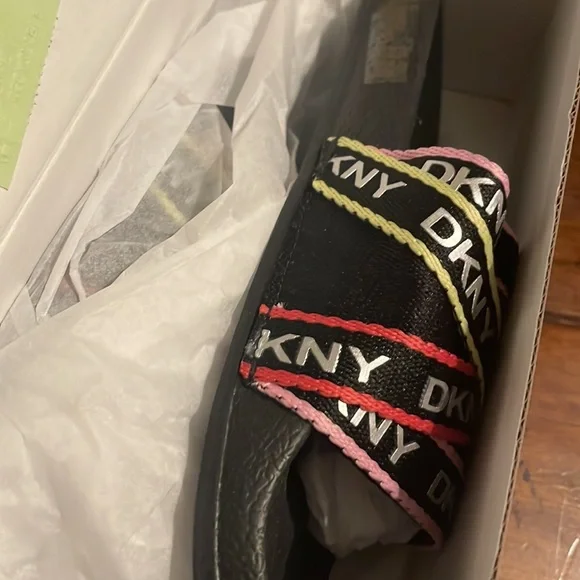 Brand New in the Box Multi colored DKNY slides - Picture 7 of 7